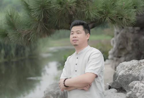 熊岱平老师的照片，单击鼠标查看大图！